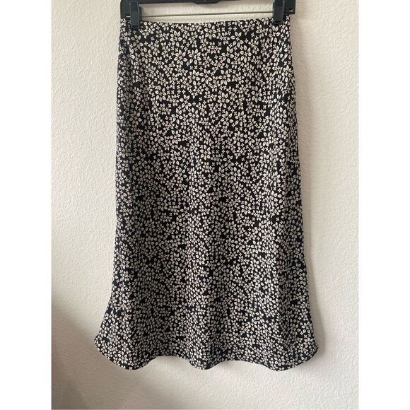 Francesca’s mi ami Floral Midi skirt size s - Picture 4 of 5